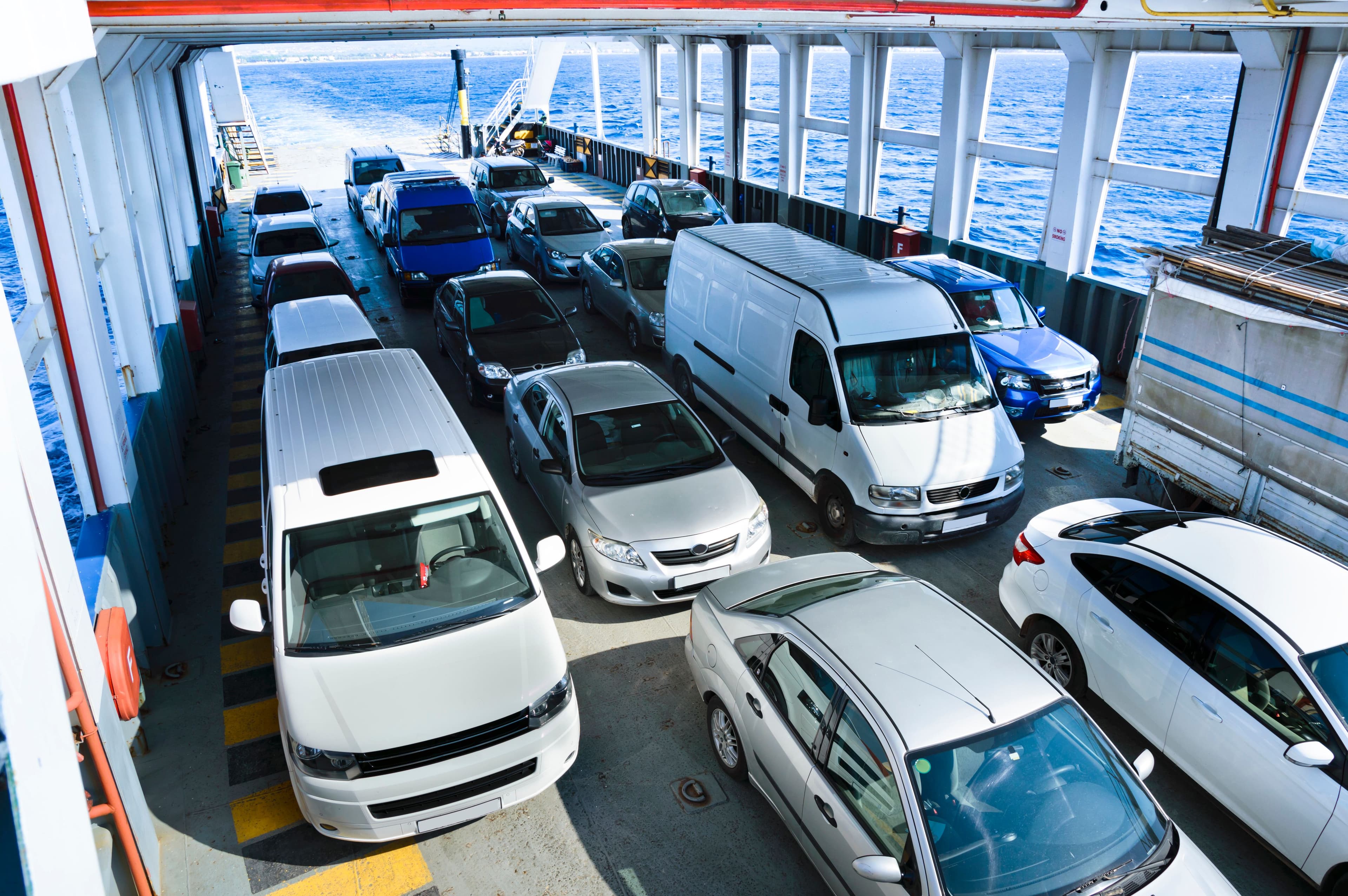 Terminal portuaire — embarquement Ro-Ro Expedom